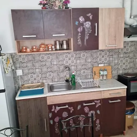 Titika's House Апартаменты *