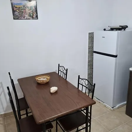 شقة Titika's House